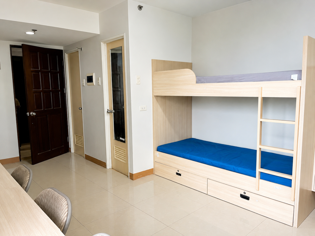 SUITES